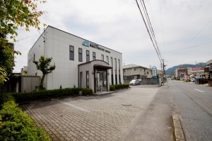 敷島住宅滋賀支店です！ ホントに近いんですよ！！